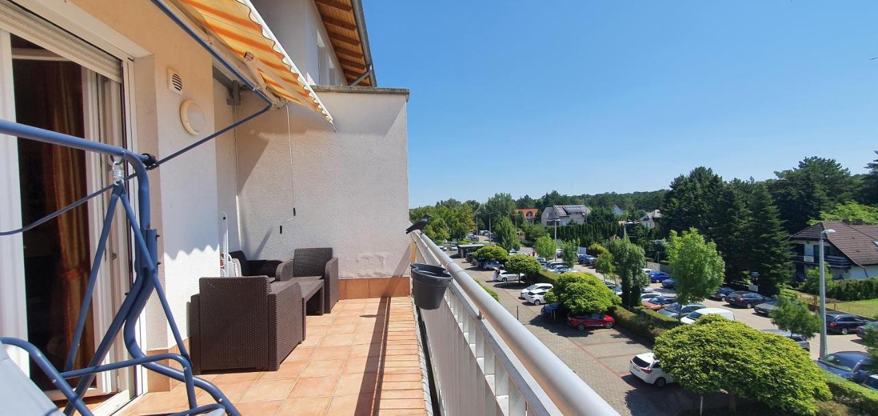 Bazsi Golden Beach Apartman Шиофок Экстерьер фото