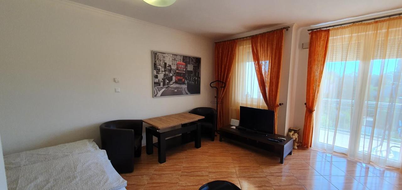 Bazsi Golden Beach Apartman Шиофок Экстерьер фото